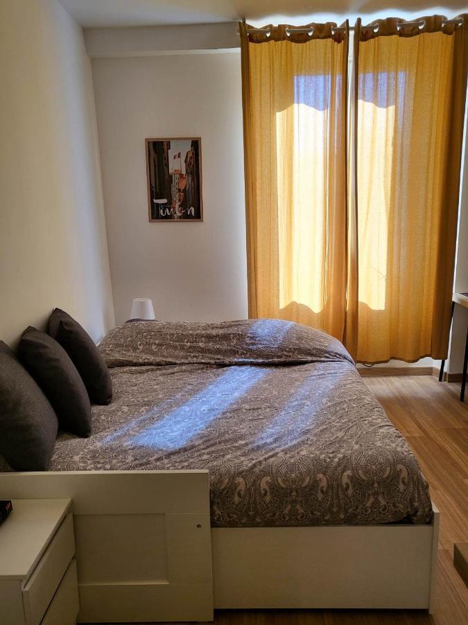 Studio Sur Le Port De Тулон Экстерьер фото