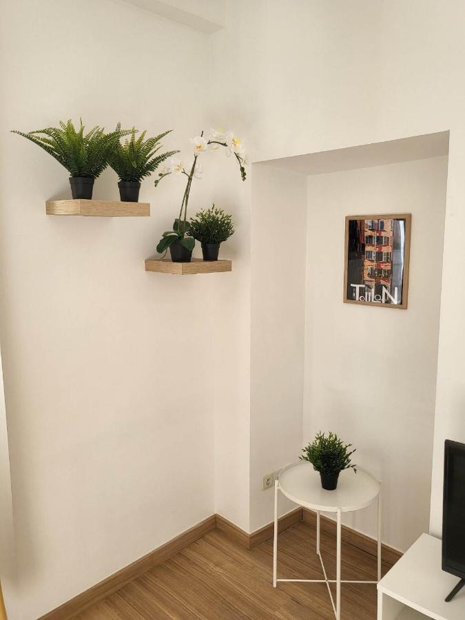 Studio Sur Le Port De Тулон Экстерьер фото